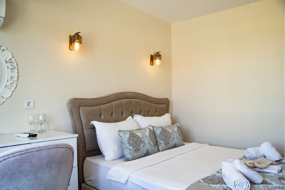 Standard Room, 1 Double Bed, Sea View, Beachfront photo 1