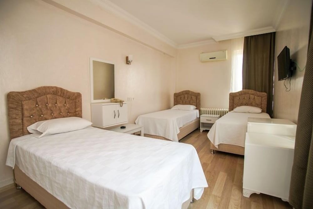 Triple Room photo 2