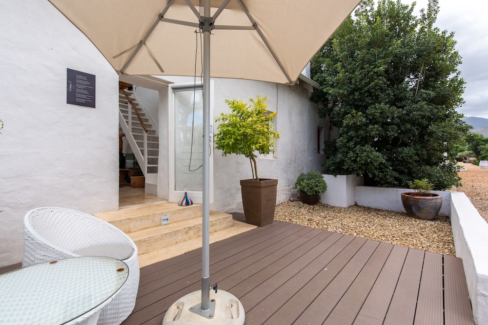Luxury Cottage (Luxury Family Room - Cottage 8) photo 3