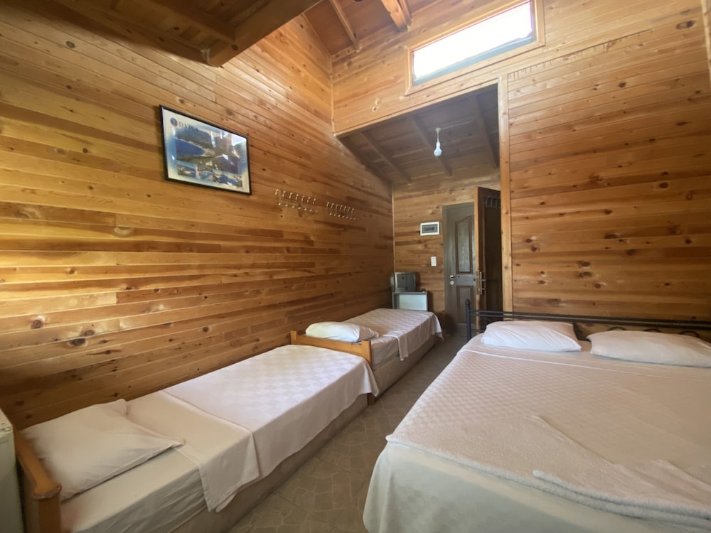 Basic Double or Twin Room, 2 Twin Beds, Non Smoking photo 1
