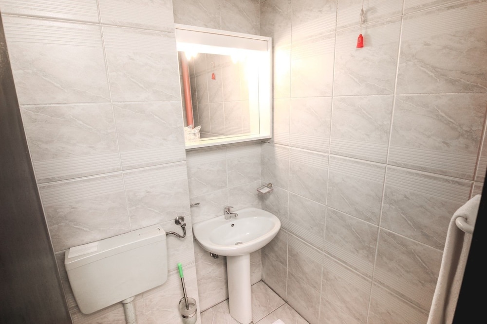 Family Suite, Multiple Beds, Non Smoking, City View - Photo 6