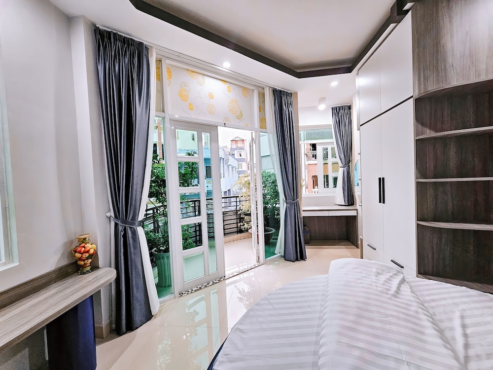 Double Room, Balcony, City View
