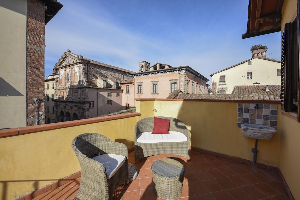 Executive Suite, 1 Bedroom, City View - Photo 5
