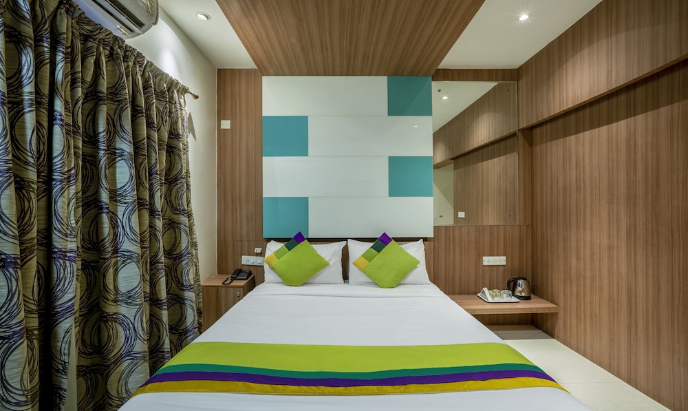 Deluxe Double Room photo 3