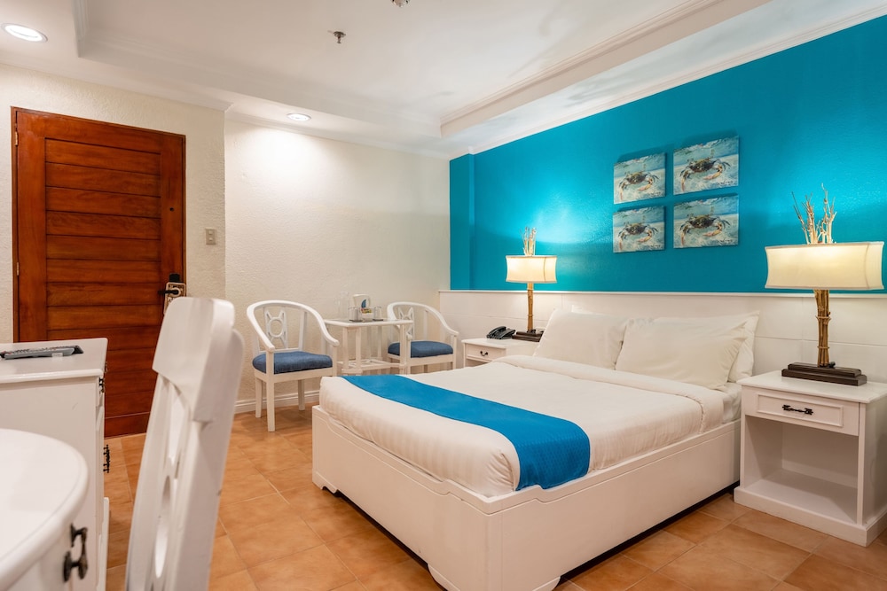 Deluxe Room - Photo 3