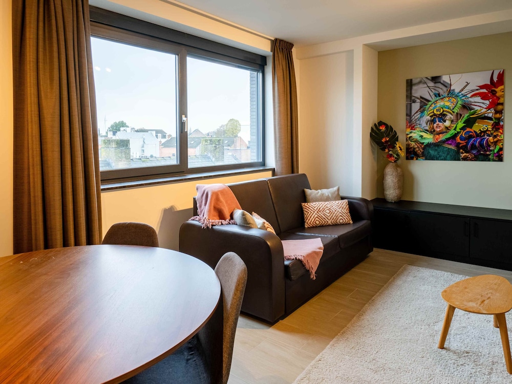 Family Apartment photo 2