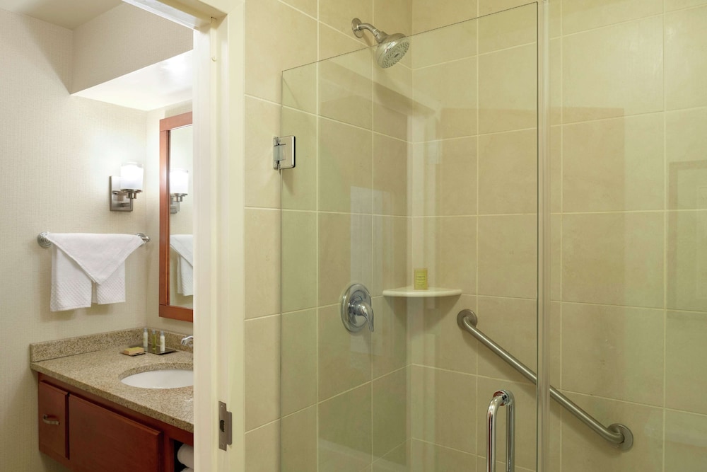 Suite, 2 Double Beds, Accessible - Photo 8