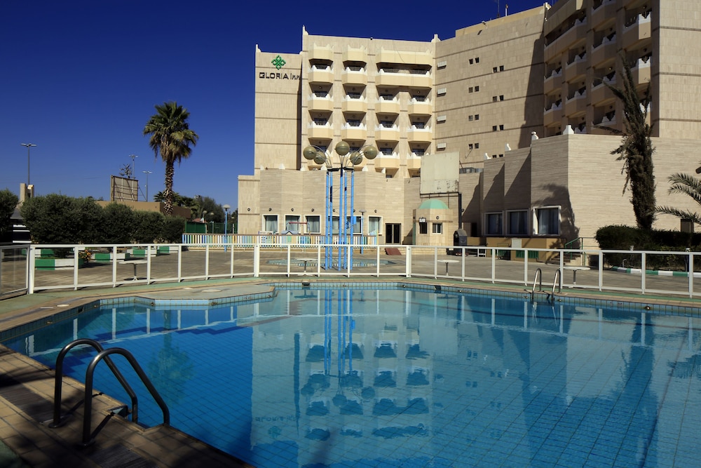 Junior Suite, Pool View - Photo 6