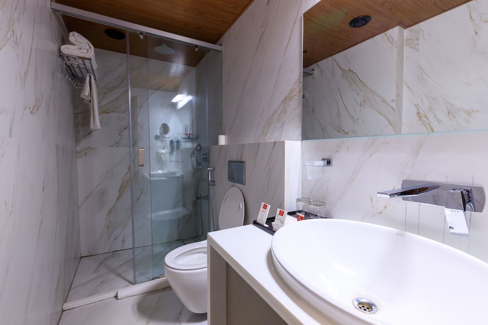 Executive Room - Photo 3