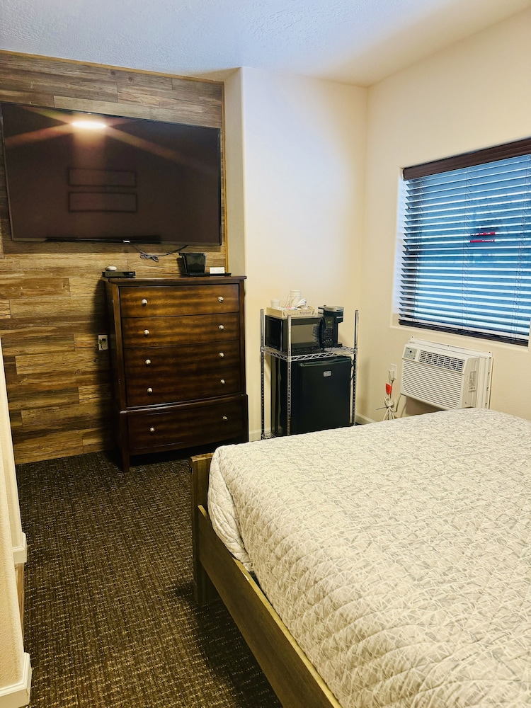 Grizzly Lodge Motel, Billede 7