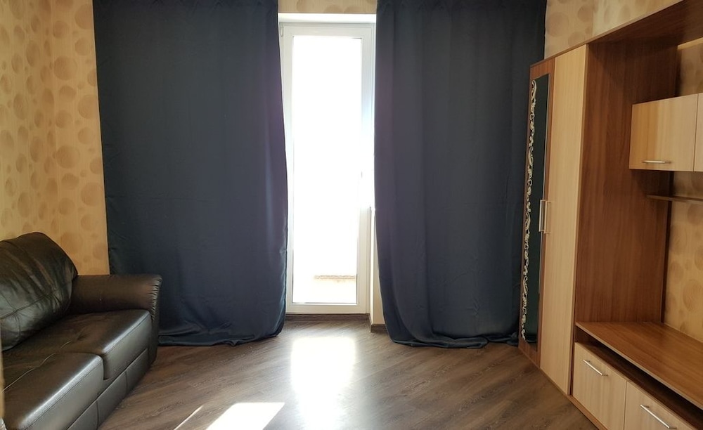 Apartment photo 2