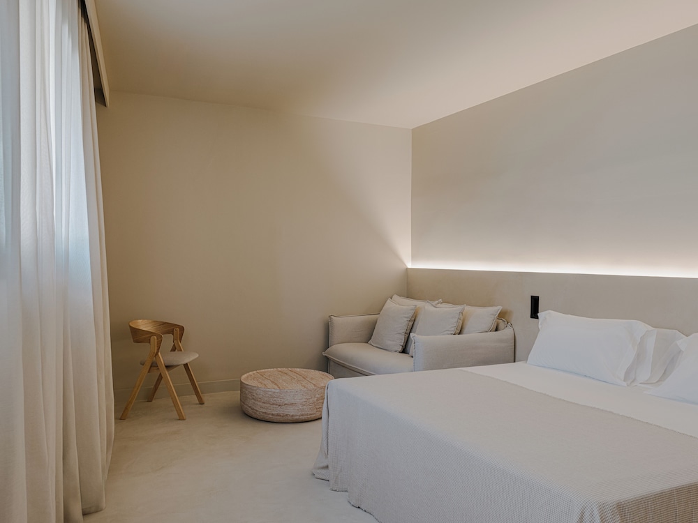 Junior Studio Suite photo 3