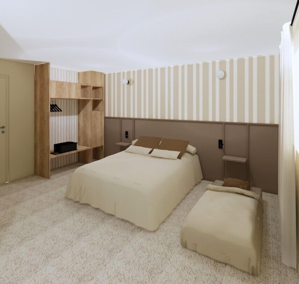 Connecting Rooms