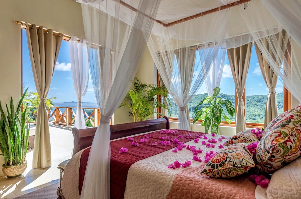 Luxury Villa, Multiple Bedrooms, Private Pool, Ocean View photo 2