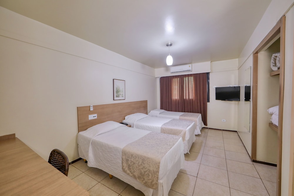 Standard Triple Room - Photo 3
