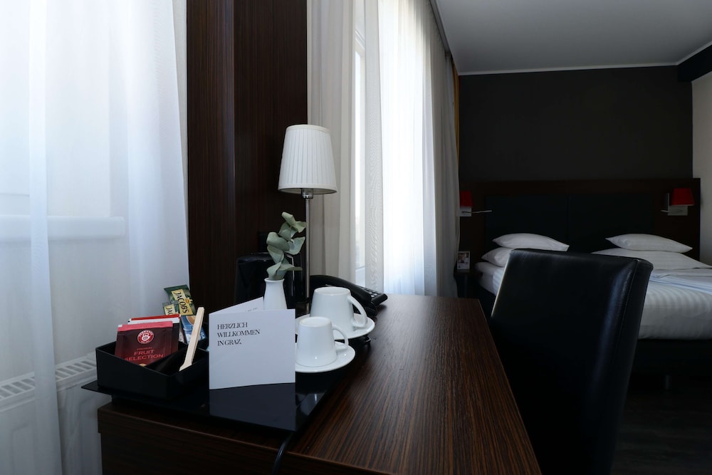 Available room