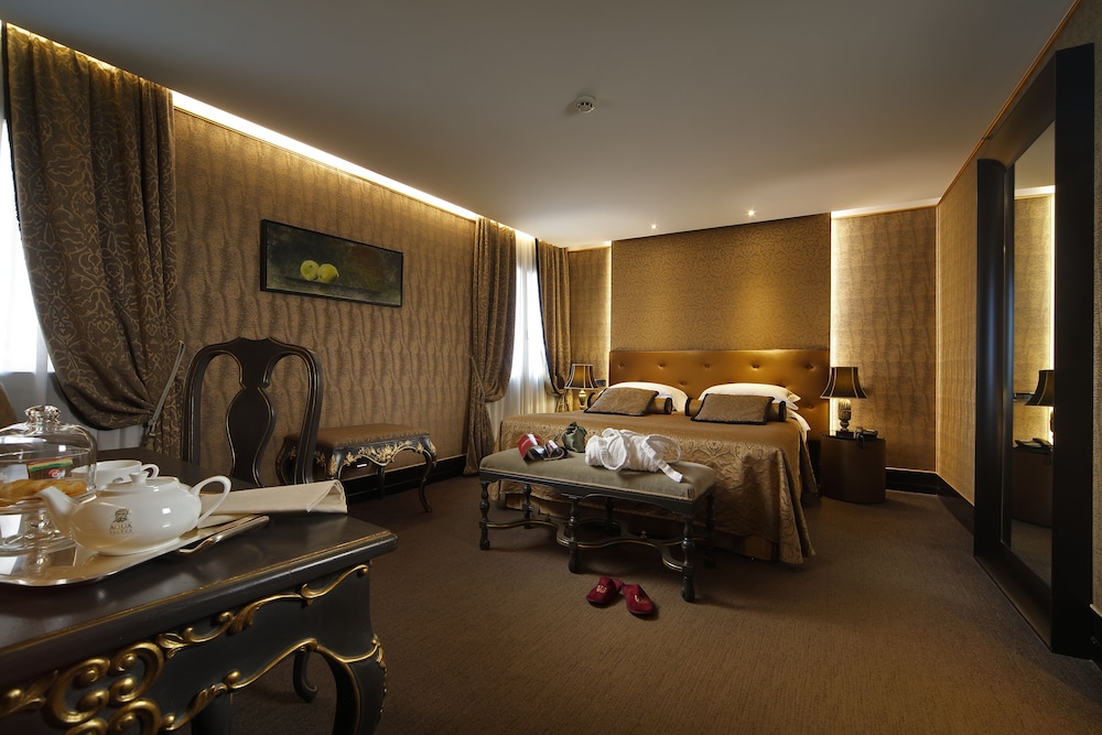 Junior Suite, Canal View photo 2