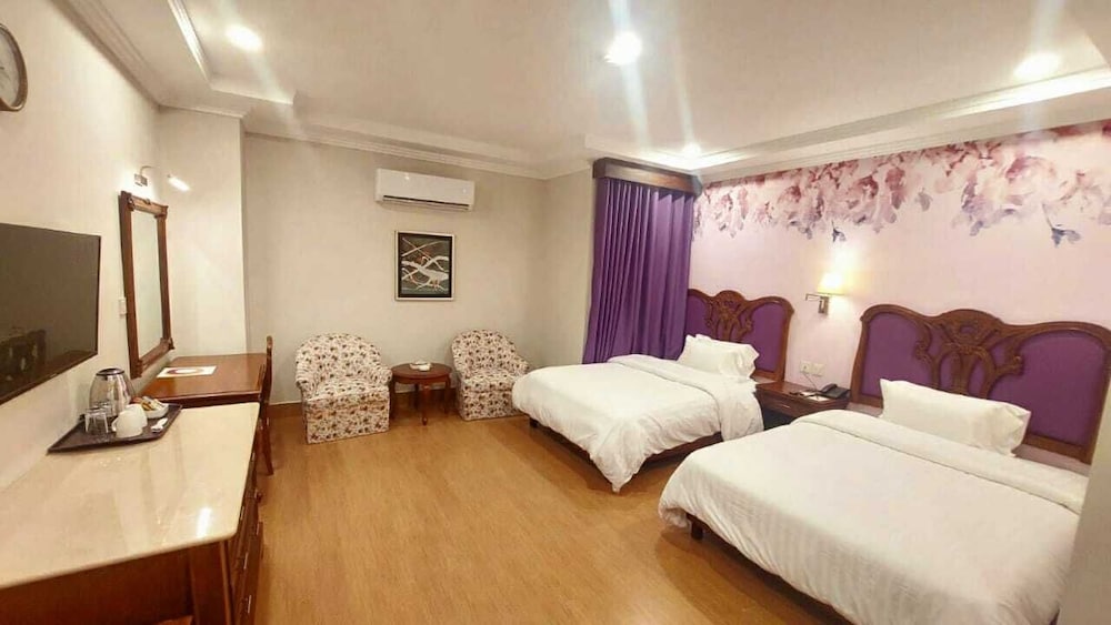Deluxe Studio Suite
