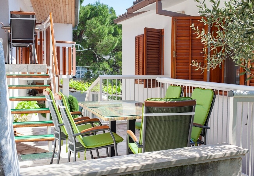 Apartment (Ante M - 100 m from beach - A2(4+2)) photo 3