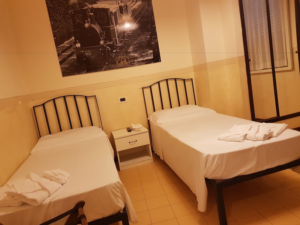 Standard Quadruple Room photo 2