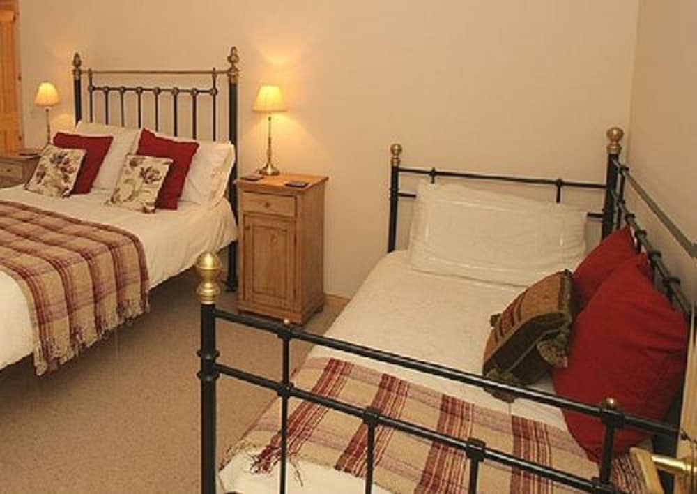 Family Room photo 2