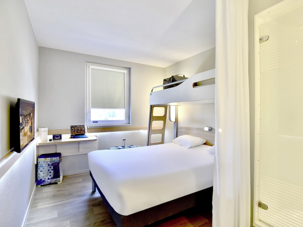 Triple Room, Multiple Beds photo 2