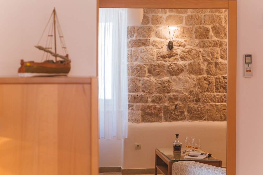 Suite, Sea View photo 3