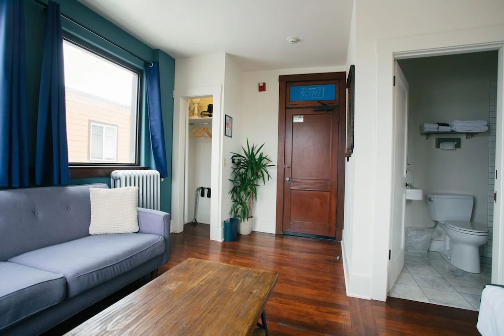 Superior Room (Standard River View) photo 3