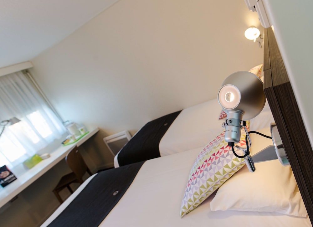 Standard Room, 2 Twin Beds (Junior Bed up to 10 years) - Photo 5