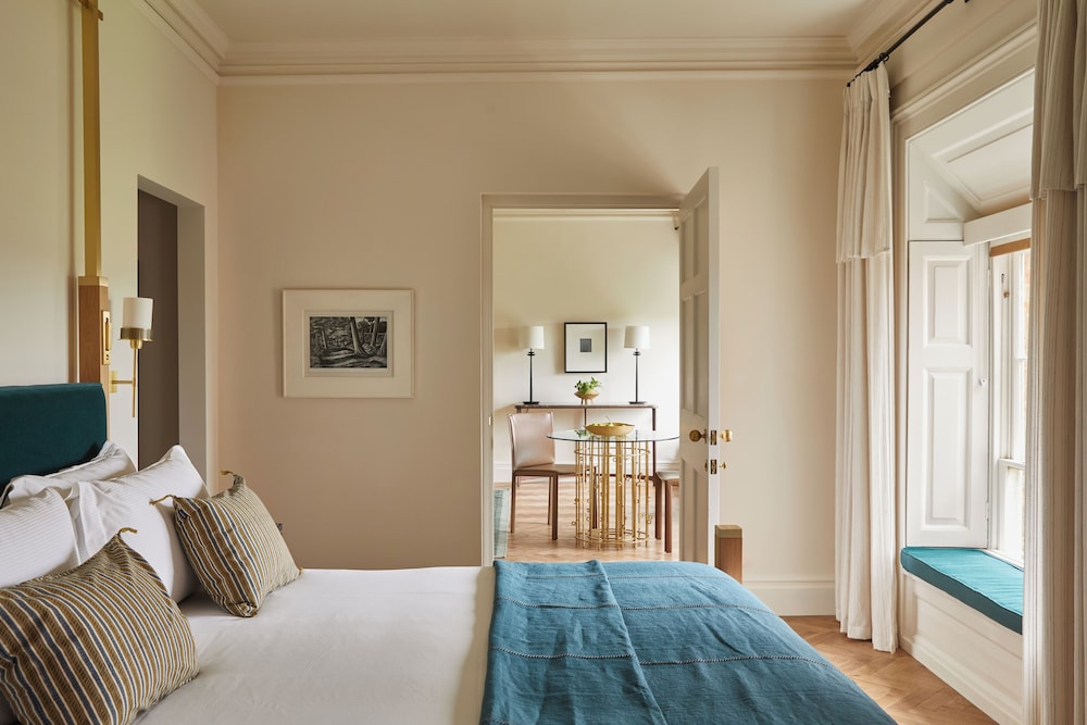 Victoria Suite photo 3