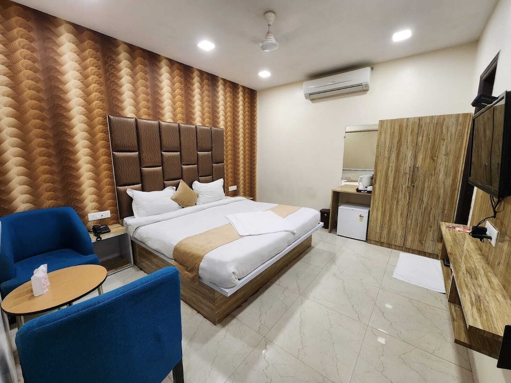 Executive Double or Twin Room - Photo 8