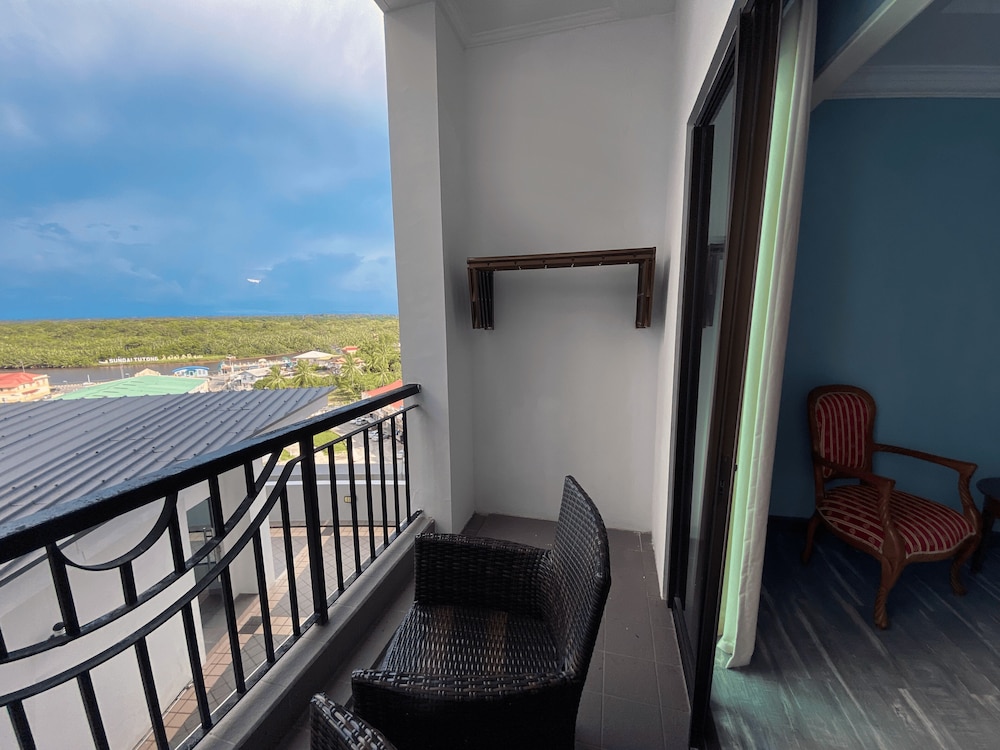 Deluxe Suite, 1 Bedroom - Photo 5