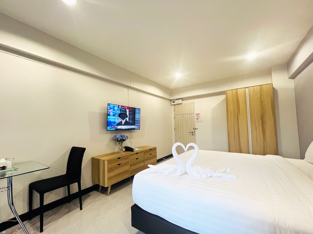 Deluxe Premier Room photo 3