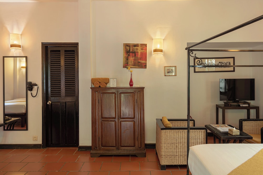 Family Room With Garden View - Photo 4