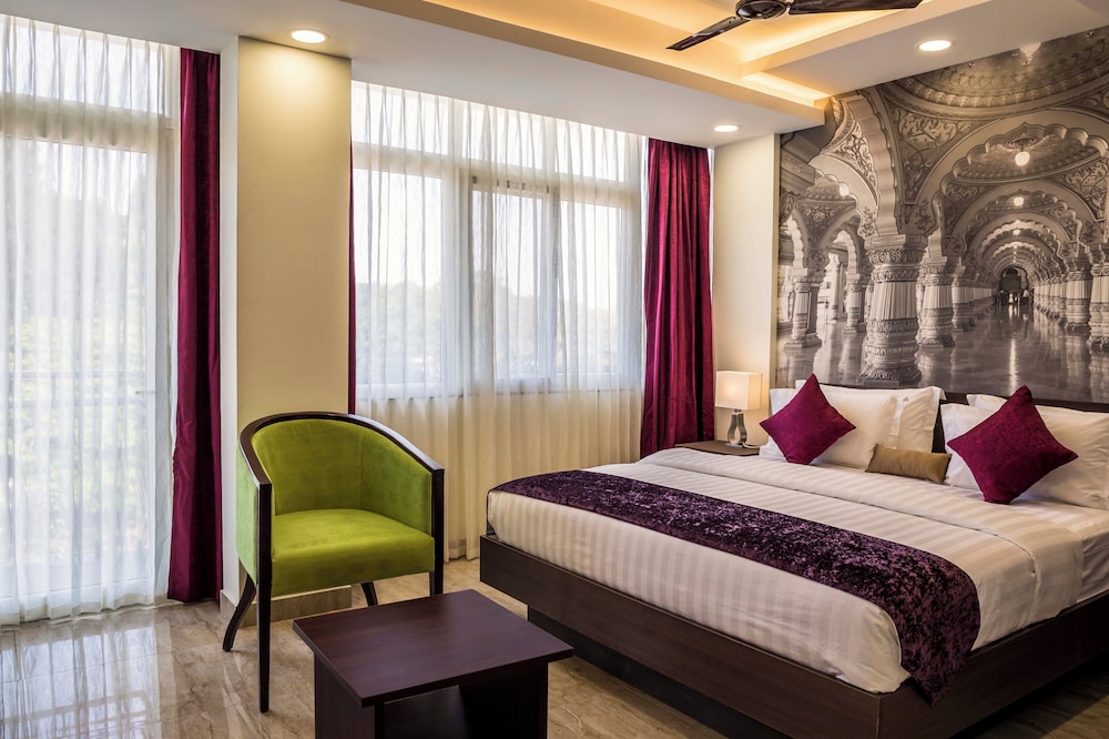 Executive Room