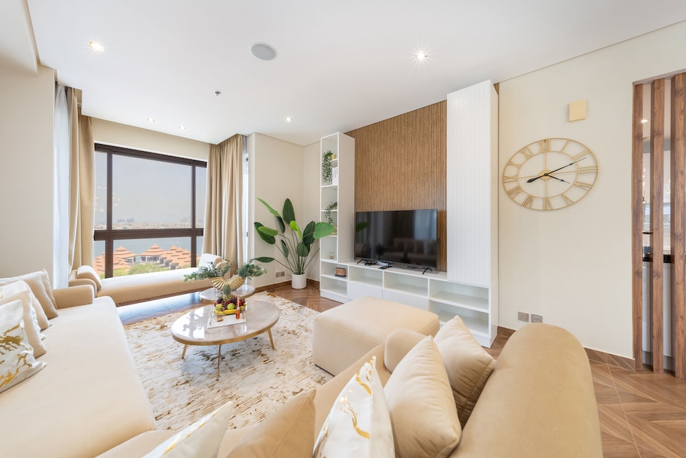 Luxury Apartment, 2 Bedrooms, Non Smoking, Sea View photo 1