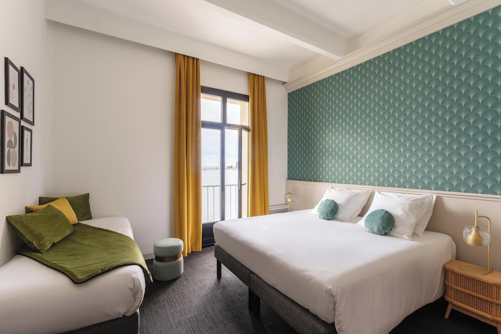 Premium Triple Room, Sea Facing