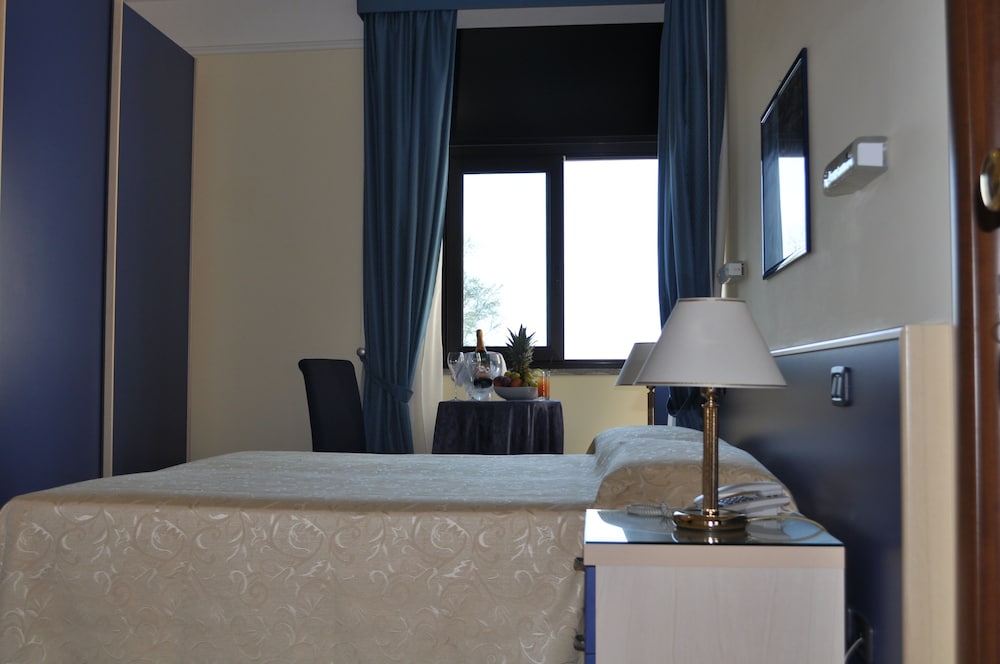 Standard Double Room Single Use, 1 Double Bed