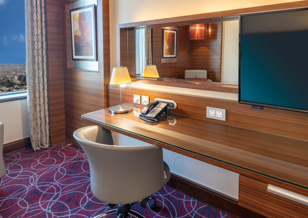 Standard Room, 2 Twin Beds, Accessible - Photo 4