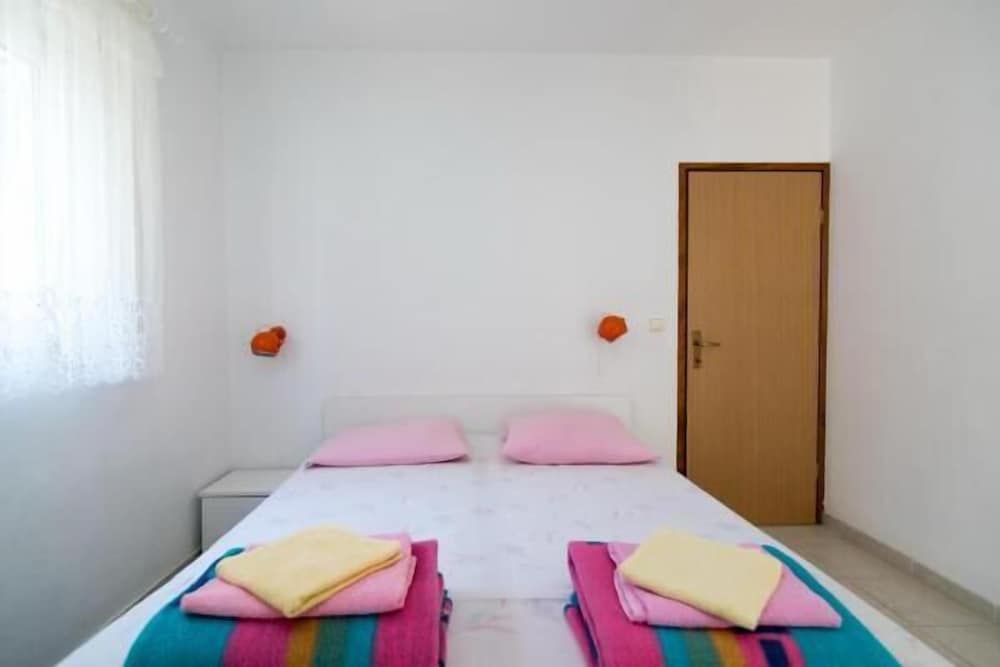 Apartment (Apartments Boguvila - Two-Bedroom Fam) photo 1