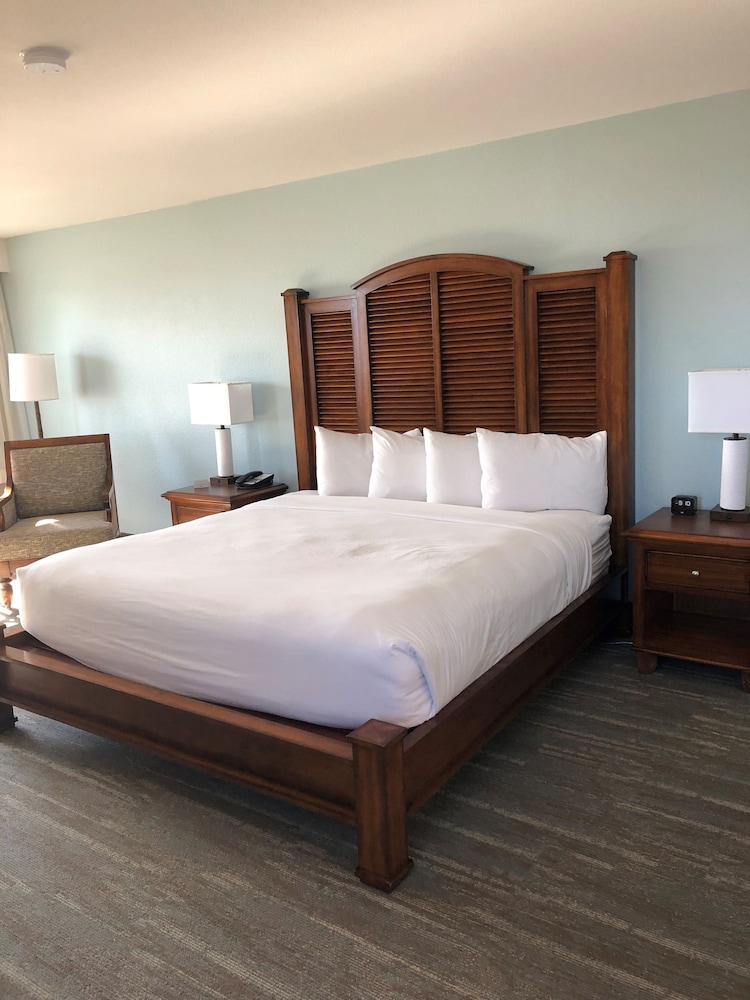 Room, 1 King Bed, Accessible, Bathtub (Corner) - Photo 2