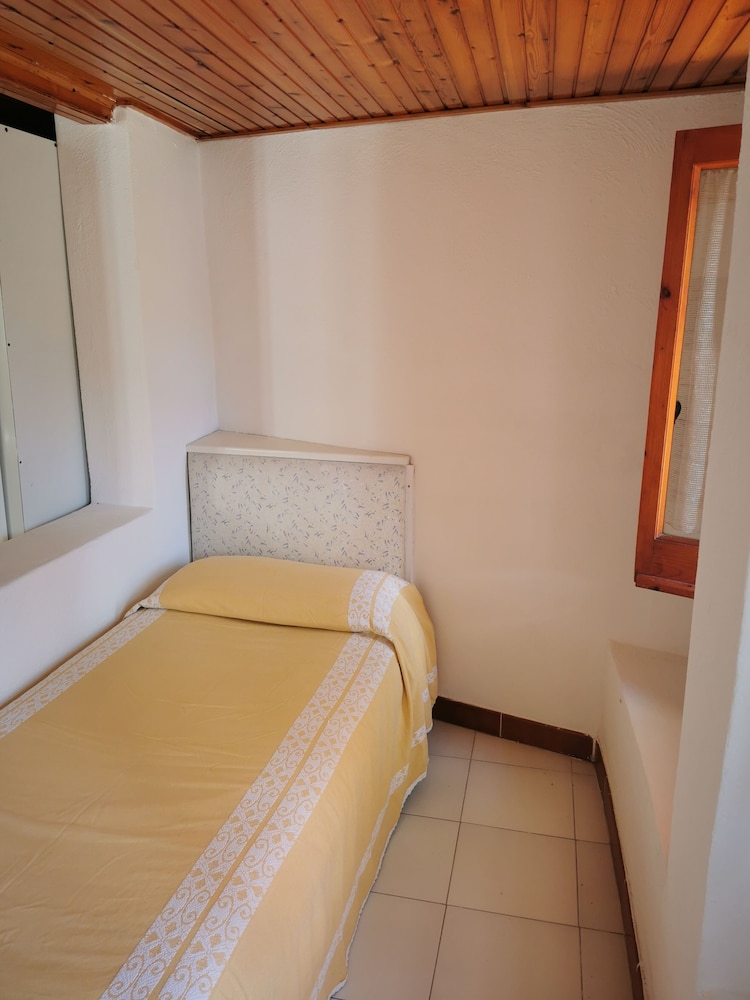 Triple Room - Photo 2