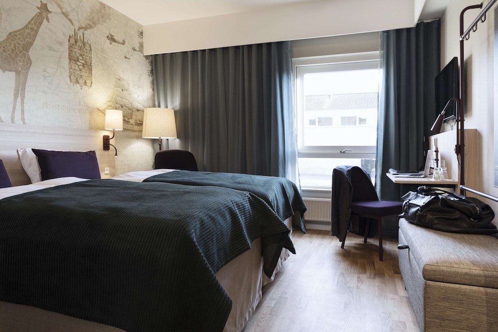 Standard Twin Room, 2 Twin Beds - Photo 1