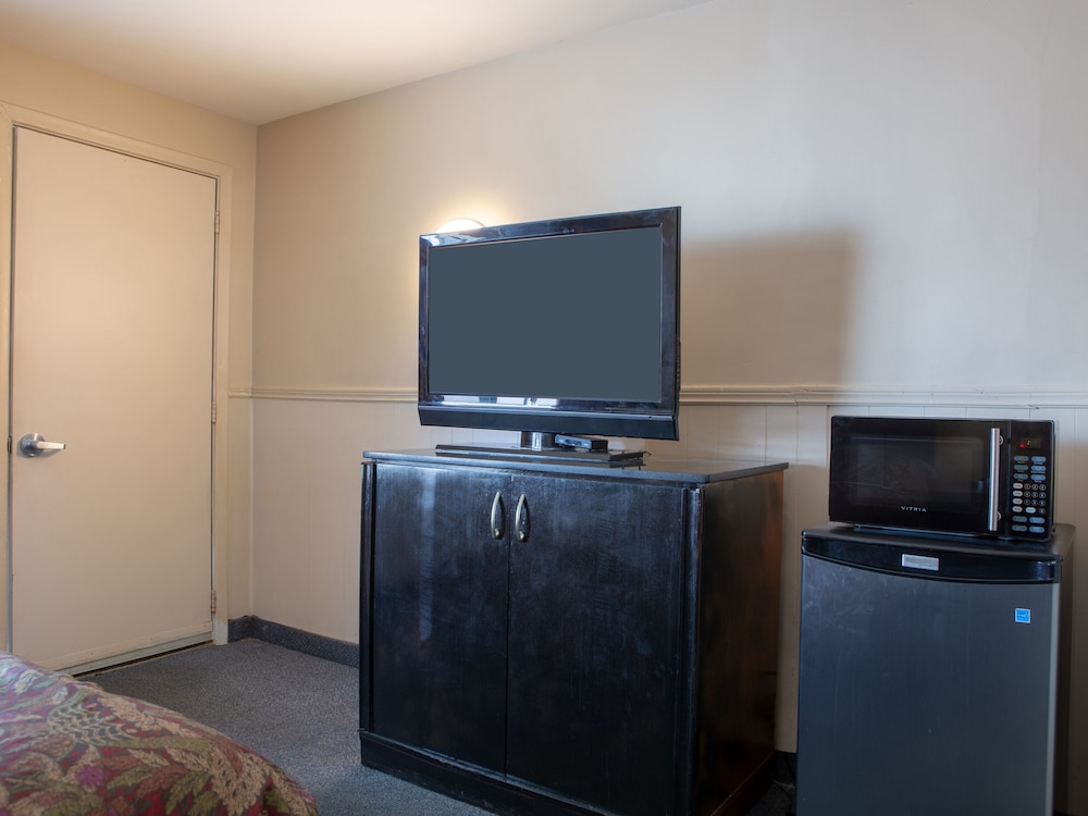 Room, 1 Queen Bed photo 2