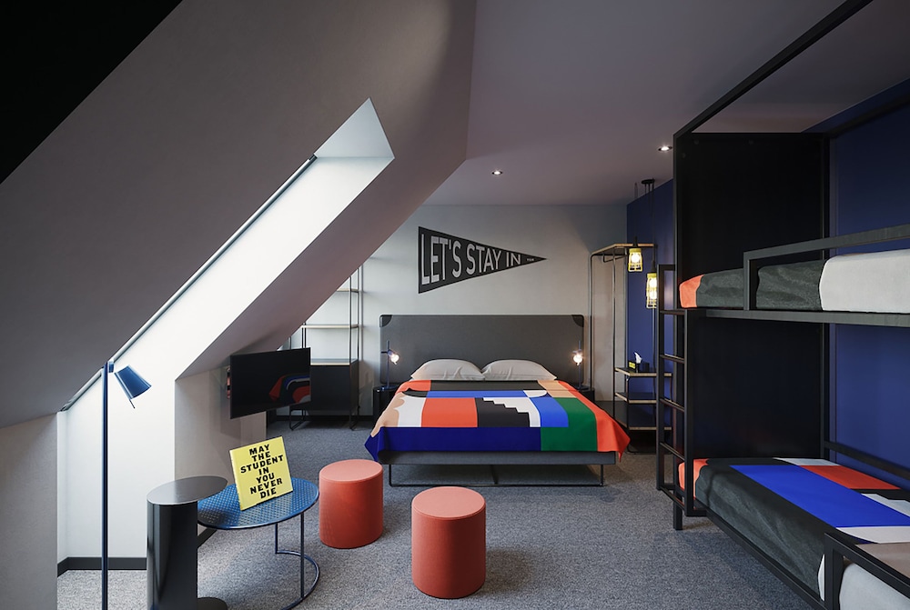 Family Quadruple Room - Photo 2