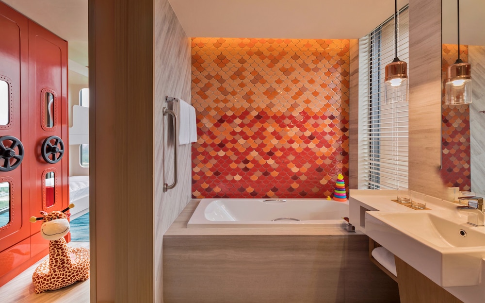 Suite, Multiple Beds (Kids Theme) thumbnail 5
