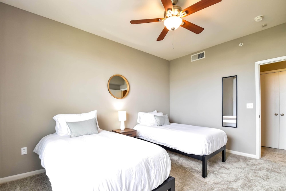 Family Apartment, 2 Bedrooms, Non Smoking, 2 Bathrooms (Self Check-In With Virtual Front Desk) photo 1