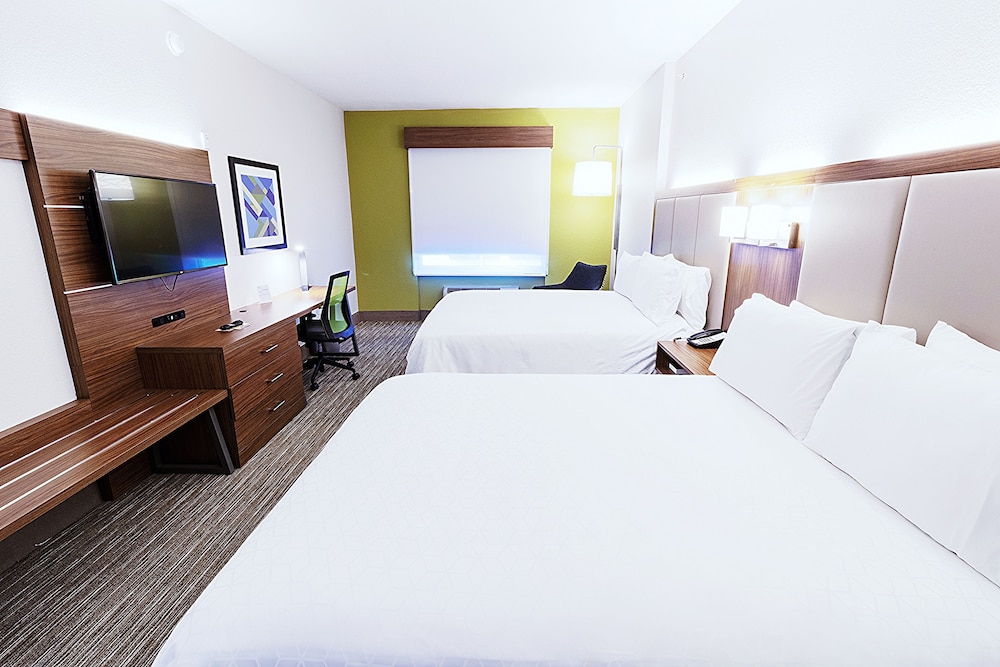 Standard Room, 2 Queen Beds, Accessible (Communications, Accessible Tub) - Photo 1