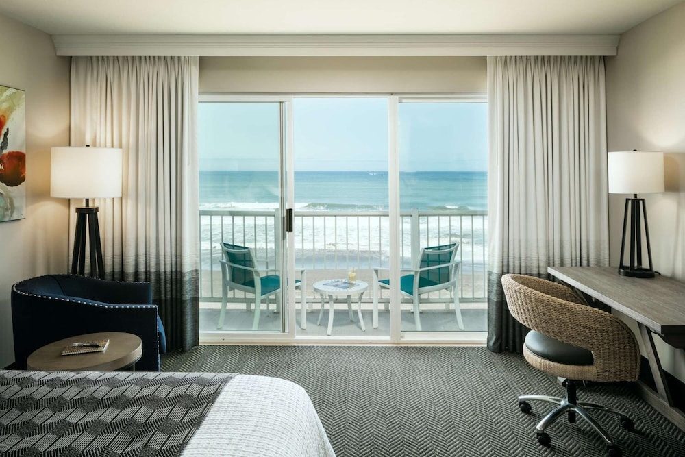 Room, 1 King Bed, Ocean View photo 1