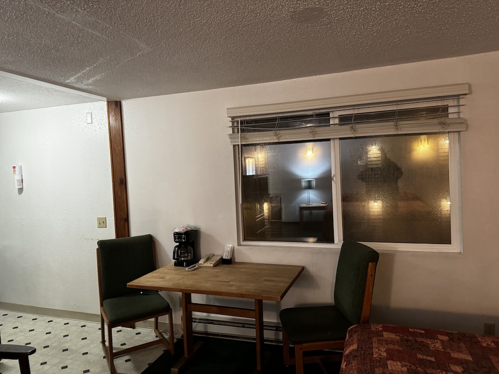 Family Studio, Kitchenette photo 3